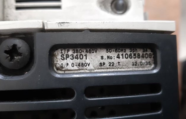 AZIONAMENTO MANDRINO CONTROL TECHNIQUES 15-18.5 KW-mod.SP3401 usato